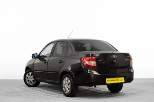 Седан ВАЗ (LADA) Granta 2017 года, 399000 рублей, Барнаул