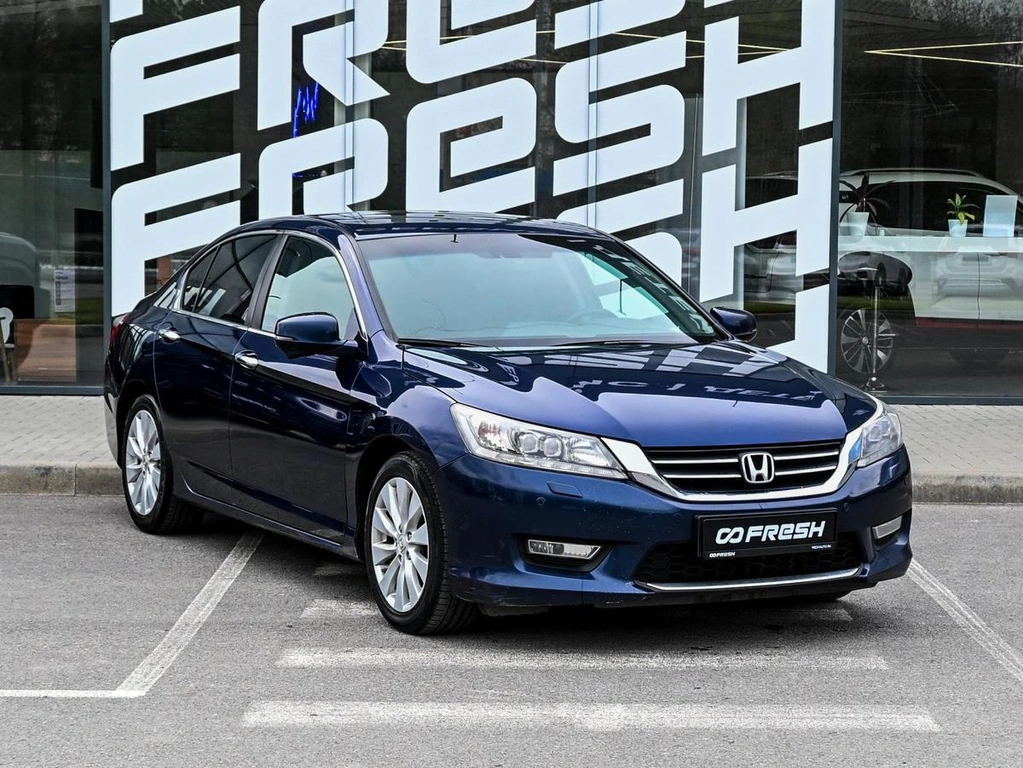 Седан Honda Accord 2013 года, 1808000 рублей, Волгоград