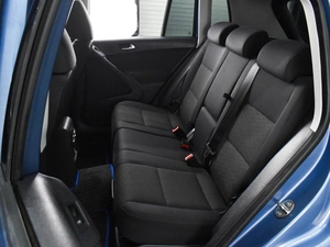 Внедорожник Volkswagen Tiguan 2011 года, 1049000 рублей, Воронеж