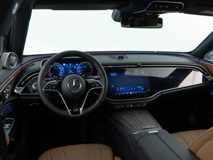Седан Mercedes-benz E-класс 2023 года, 5998999 рублей, Москва
