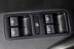 Седан Volkswagen Polo 2019 года, 1349000 рублей, Новосибирск