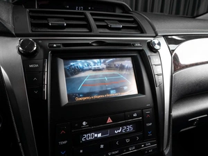 Седан Toyota Camry 2015 года, 2409000 рублей, Тюмень