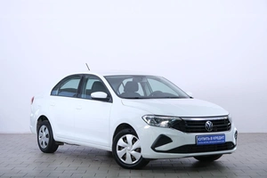 Лифтбек Volkswagen Polo 2021 года, 1699000 рублей, Омск