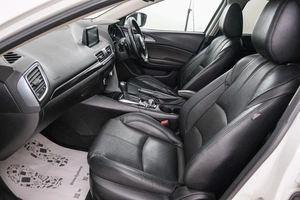 Седан Mazda Axela 2017 года, 1449000 рублей, Красноярск