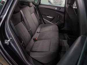 Хетчбэк Opel Astra 2012 года, 859000 рублей, Воронеж