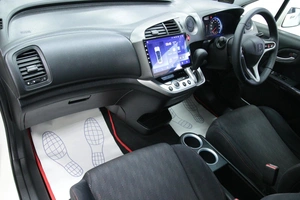 Минивэн Honda Stream 2010 года, 948000 рублей, Солонцы