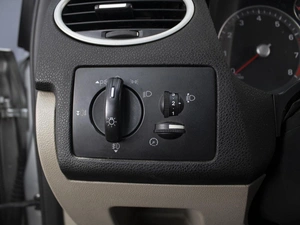Седан Ford Focus 2006 года, 470000 рублей, Омск