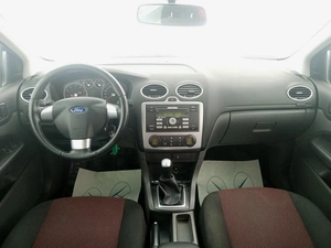 Хэтчбек 4 дв. Ford Focus 2006 года, 590000 рублей, Клинцы