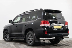 Внедорожник Toyota Land Cruiser 2011 года, 3249000 рублей, Сургут