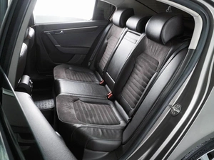 Седан Volkswagen Passat 2011 года, 1250000 рублей, Воронеж