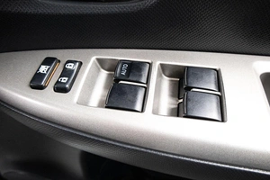 Хетчбэк Toyota Ractis 2009 года, 754000 рублей, Сургут