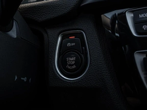 Седан BMW 3 серия 2017 года, 1850000 рублей, Краснодар