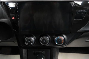 Седан Toyota Corolla 2013 года, 1229000 рублей, Тюмень