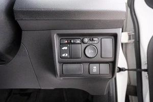 Минивэн Honda Freed 2014 года, 1299000 рублей, Красноярск