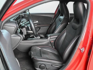 Хетчбэк Mercedes-benz A-класс 2018 года, 2499000 рублей, Аксай
