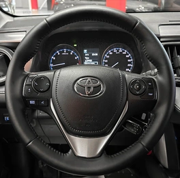 Внедорожник Toyota RAV4 2016 года, 2457000 рублей, Красноярск