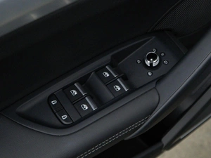 Внедорожник Audi Q5 2024 года, 6728888 рублей, Москва