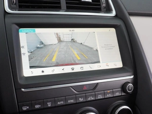 Внедорожник Jaguar E-Pace 2018 года, 2915000 рублей, Воронеж