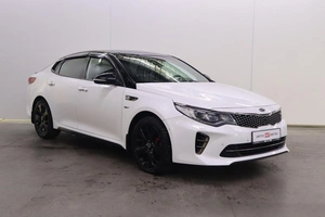 Седан Kia Optima 2018 года, 2080000 рублей, Брянск