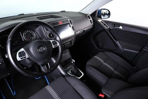 Внедорожник Volkswagen Tiguan 2011 года, 1429000 рублей, Пермь