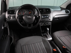 Седан Volkswagen Polo 2017 года, 1189000 рублей, Воронеж