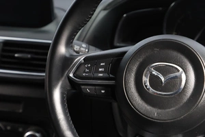 Хетчбэк Mazda Axela 2017 года, 1499000 рублей, Новосибирск