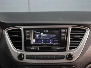 Седан Hyundai Solaris 2021 года, 1340000 рублей, Омск