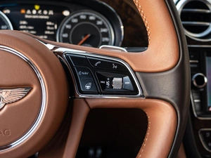 Внедорожник Bentley Bentayga 2019 года, 13300000 рублей, Краснодар