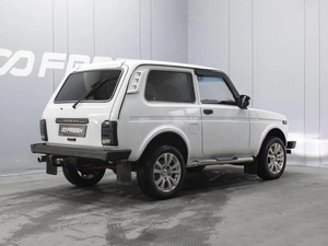 Внедорожник ВАЗ (LADA) 4x4 (Нива) 2013 года, 540000 рублей, Омск