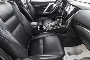 Внедорожник Mitsubishi Pajero Sport 2019 года, 2989000 рублей, Барнаул