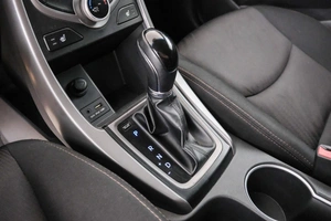 Седан Hyundai Elantra 2014 года, 1069000 рублей, Красноярск