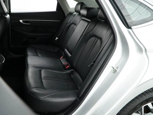 Седан Hyundai Sonata 2021 года, 2450046 рублей, Москва