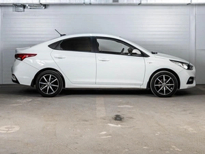 Седан Hyundai Solaris 2017 года, 1374000 рублей, Ставрополь