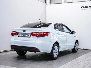 Седан Kia Rio 2012 года, 850000 рублей, Красноярск