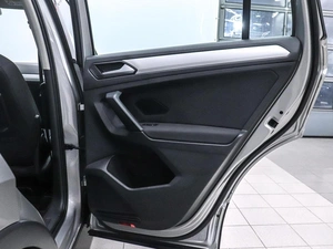 Внедорожник Volkswagen Tiguan 2020 года, 3000000 рублей, Красноярск