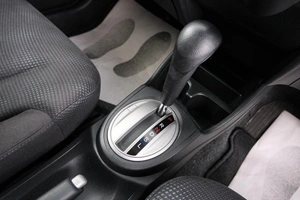 Хетчбэк Honda Fit 2012 года, 989000 рублей, Красноярск