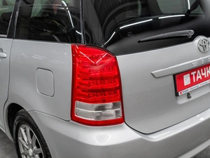 Минивэн Toyota Wish 2008 года, 995000 рублей, Красноярск