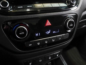 Седан Hyundai Solaris 2021 года, 1680000 рублей, Волгоград