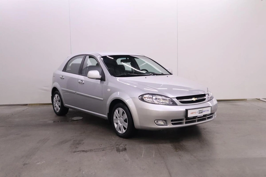 Хэтчбек Chevrolet Lacetti 2012 года, 970000 рублей, Брянск