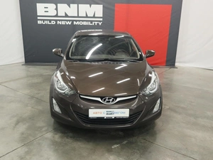 Седан Hyundai Elantra 2015 года, 1225000 рублей, Клинцы