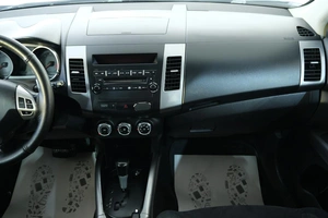 Внедорожник Mitsubishi Outlander 2007 года, 1179000 рублей, Омск