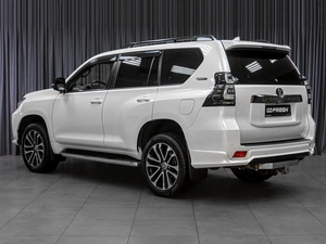 Внедорожник Toyota Land Cruiser Prado 2021 года, 7289000 рублей, Тюмень