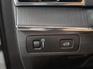Внедорожник Volvo XC90 2021 года, 6360000 рублей, Красноярск