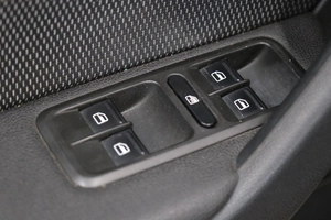 Внедорожник Skoda Yeti 2013 года, 1099000 рублей, Омск