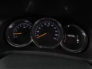 Хетчбэк Renault Sandero 2019 года, 1129000 рублей, Воронеж