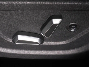 Внедорожник Geely Coolray 2023 года, 2185000 рублей, Красный Пахарь