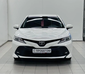 Седан Toyota Camry 2018 года, 2080000 рублей, Красноярск