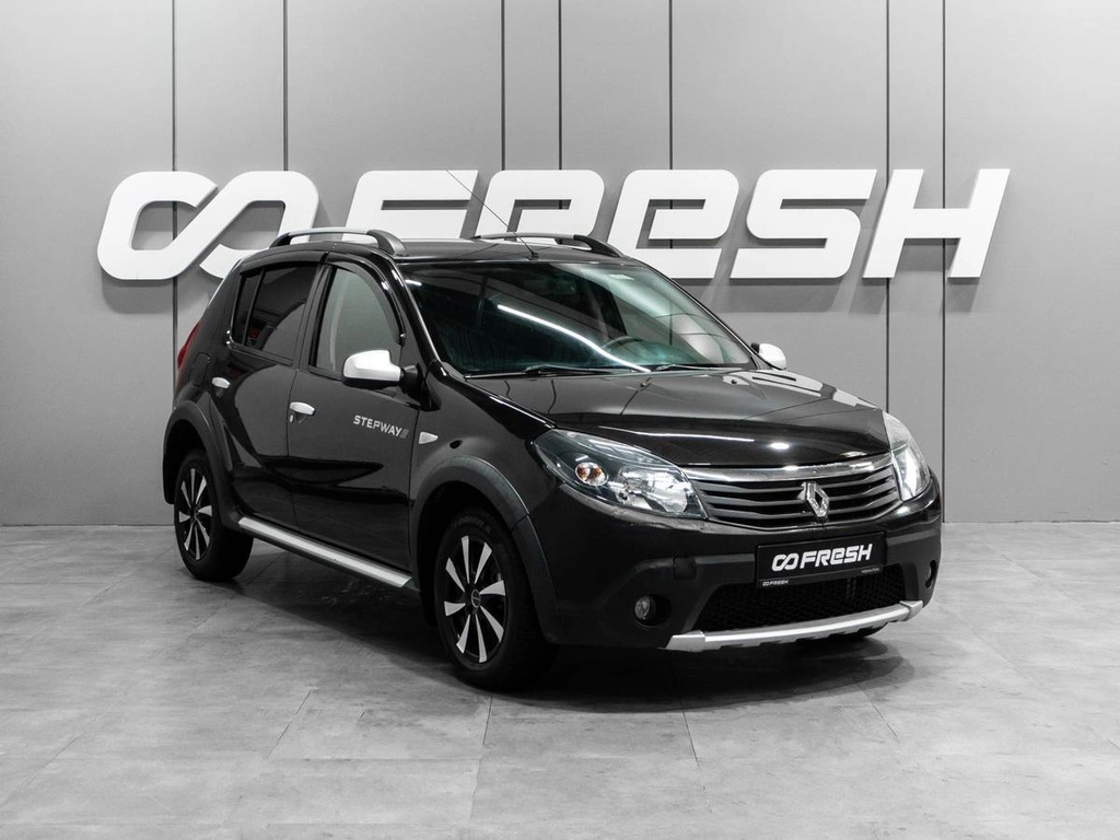 Хетчбэк Renault Sandero 2014 года, 749000 рублей, Тюмень