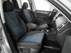 Внедорожник Volkswagen Tiguan 2013 года, 1409000 рублей, Воронеж
