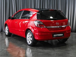 Хетчбэк Opel Astra 2008 года, 599000 рублей, Тюмень